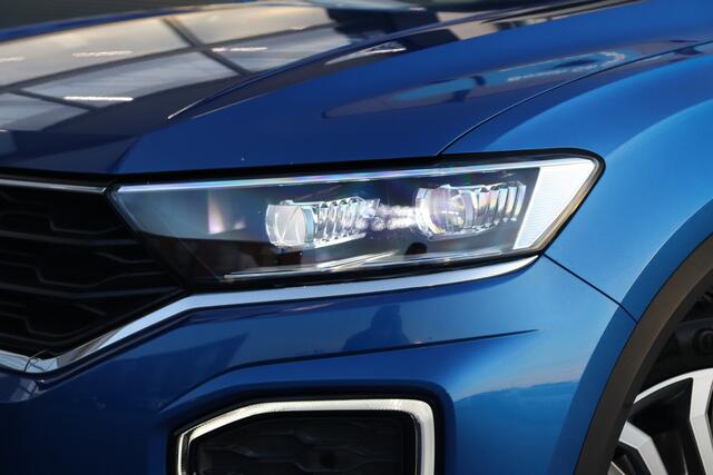 Volkswagen T-Roc 2.0 TSI 4Motion Sport | ACC | Virtual Cockpit | Trekhaak |