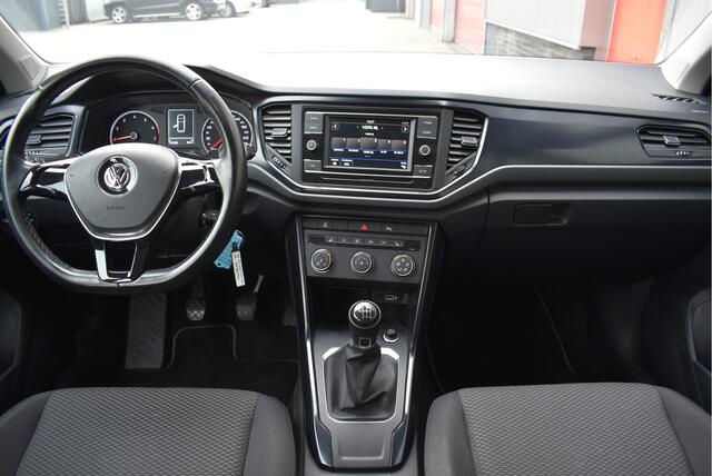 Volkswagen T-Roc 1.0 TSI Afn. trekhaak, Stoelverwarming, PDC, Climatic