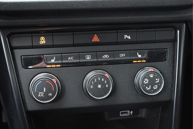 Volkswagen T-Roc 1.0 TSI Afn. trekhaak, Stoelverwarming, PDC, Climatic