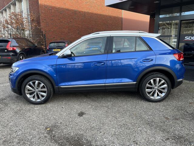 Volkswagen T-Roc 1.0 TSI Style // FULL LED // LEDER // NAVI // CLIMA // PDC V+A // STOELVERWARMING //