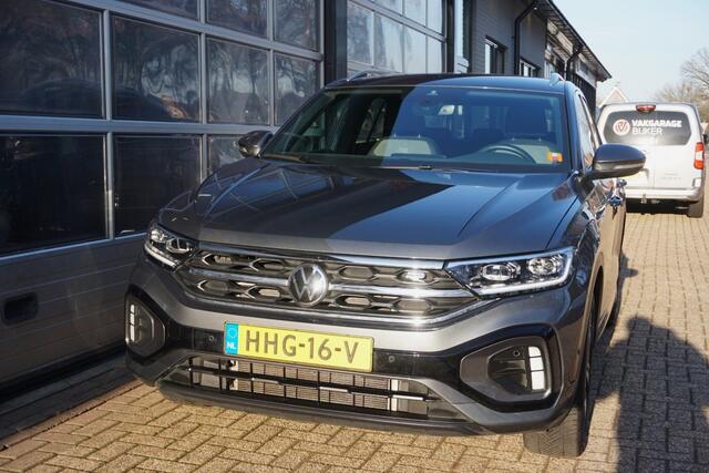 Volkswagen T-Roc 1.5 TSI R-Line Business Trekhaak/Camera!