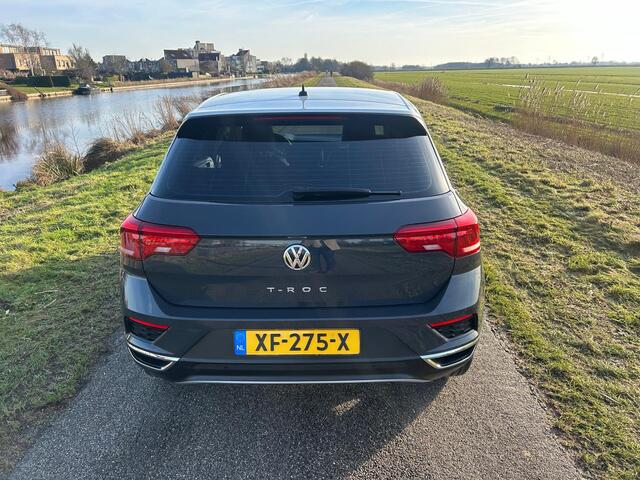 Volkswagen T-Roc 1.0 TSI Style Virtual Cockpit / Clima / Lichtmetalen velgen