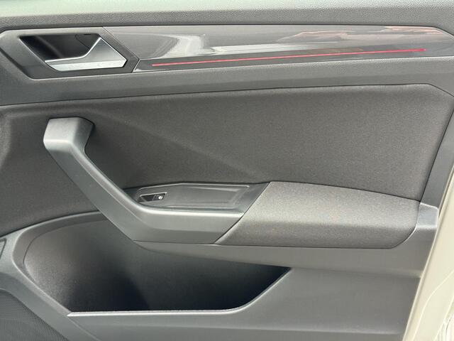 Volkswagen T-Roc 1.5 TSI R Sport Bins,Cam,Trekh,Carpl,Navi,Cruise