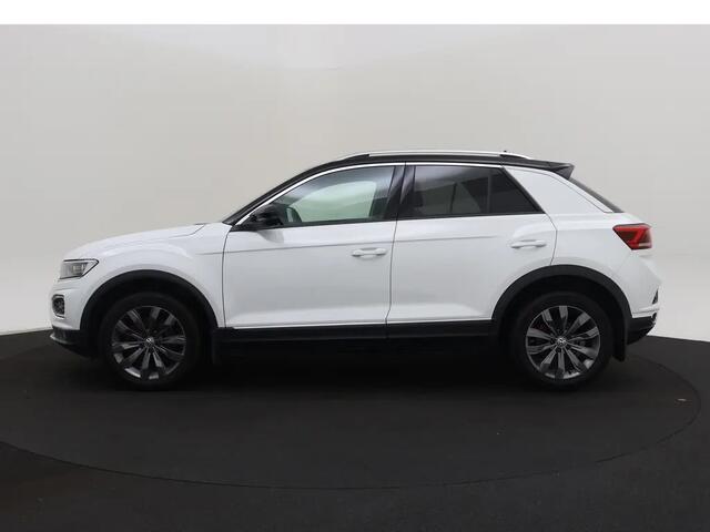 Volkswagen T-Roc 1.5 TSI Sport Xenon Navi Camera Virtuel cockpit T-haak Bj:2020