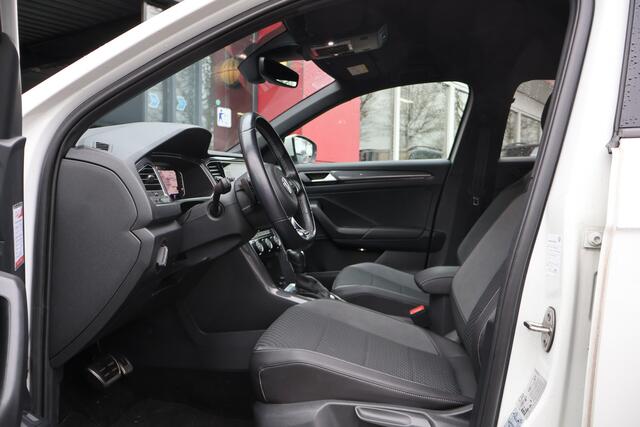 Volkswagen T-Roc 1.5 TSI R-Line | Origineel NL | Rijklaar | 2x R-Line | ACC | Virtual Cockpit | Beats Audio | Camera |