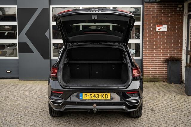 Volkswagen T-Roc 1.5 TSI Sport Business R-line | Panorama | DSG | Keyless | Trekhaak | Led | ACC | Virtual | 19' inch |
