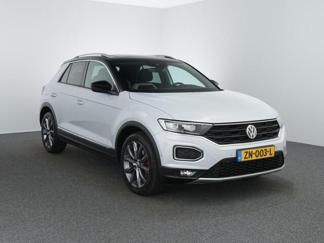 Volkswagen T-Roc 1.5 TSI Sport | Pano | ACC | Carplay | Trekhaak