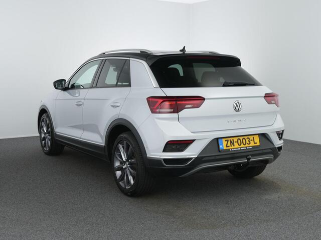 Volkswagen T-Roc 1.5 TSI Sport | Pano | ACC | Carplay | Trekhaak