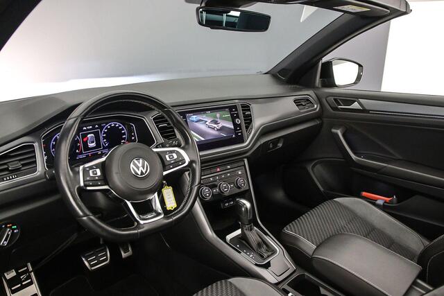 Volkswagen T-Roc Cabrio R-Line 1.5 TSI 150pk DSG Automaat Adaptive cruise control, LED matrix koplampen, Navigatie, Parkeersensoren, App connect, DAB, Radio