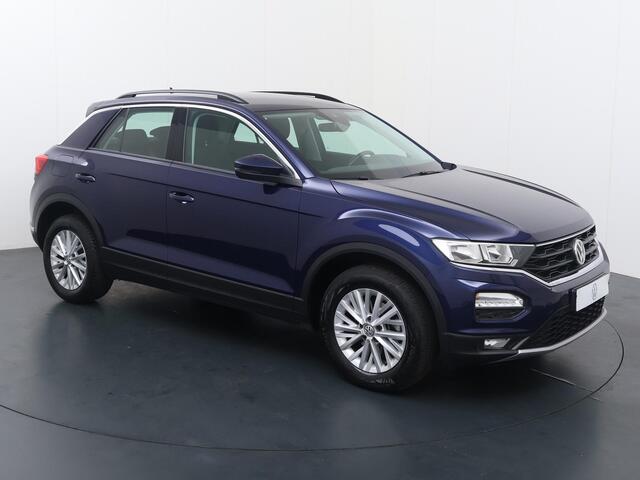 Volkswagen T-Roc 1.5 TSI Style | 150 PK | Trekhaak | Achteruitrijcamera | Adaptive cruise control |