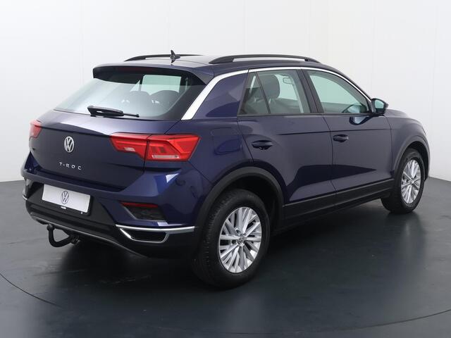 Volkswagen T-Roc 1.5 TSI Style | 150 PK | Trekhaak | Achteruitrijcamera | Adaptive cruise control |