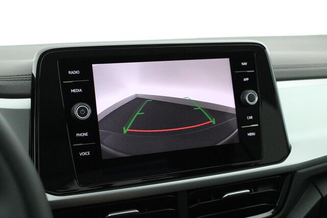 Volkswagen T-Roc 1.5 TSI 150pk DSG Life Edition Trekhaak Camera Navigatie ACC Carplay Keyless Led