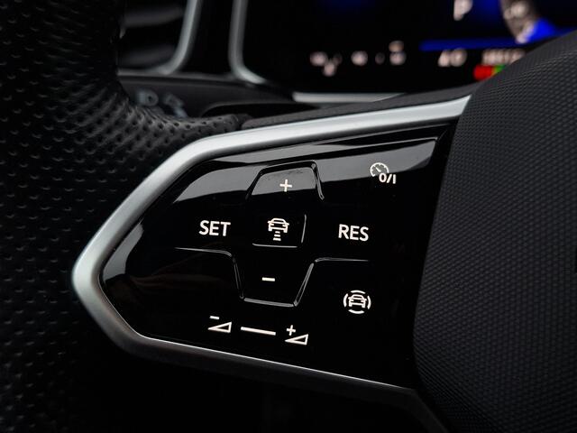 Volkswagen T-Roc 1.5 TSI R-Line, adapt. cruise, trekhaak