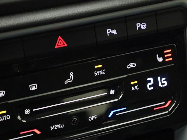 Volkswagen T-Roc 1.0TSI/116PK Goal · Navigatie · Parkeersensoren · Apple/Android Car Play · Stoelverwarming · Garantie t/m 07-02-2027