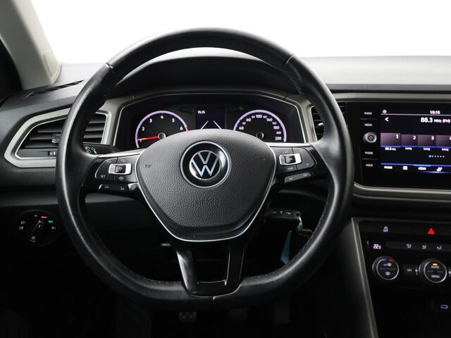 Volkswagen T-Roc 1.0 TSI Style | 110 PK | Panoramadak | Climate control | Achteruitrijcamera |