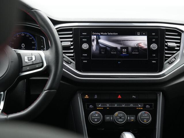 Volkswagen T-Roc 1.5 TSI 150 pk DSG Sport Business R / R-Line | Panoramadak | Achteruitrijcamera | Stoelverwarming | Navigatie