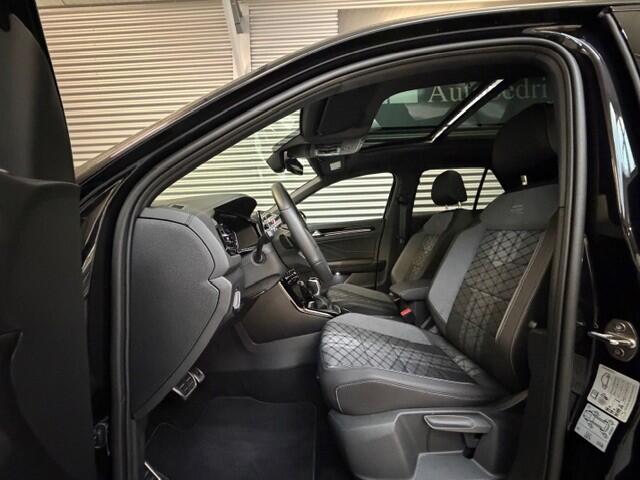 Volkswagen T-Roc 1.5 TSI R-LINE/BLACK/PANORAMA/IQ LIGHT/IQ DRIVE/EL A KLEP ENZ