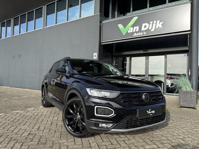 Volkswagen T-Roc 1.5 TSI Sport Panodak Navi El klep