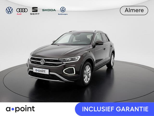 Volkswagen T-Roc 1.5 TSI Style 150 PK DSG | Private lease vanaf ¤641,-| Trekhaak afneembaar | Navigatie | Stoel verwarming en massage | Alcantara |