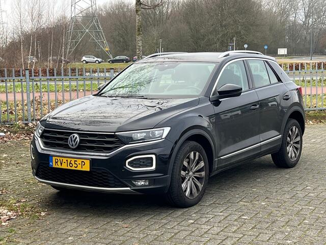Volkswagen T-Roc 1.5 TSI 150pk Sport Navigatie