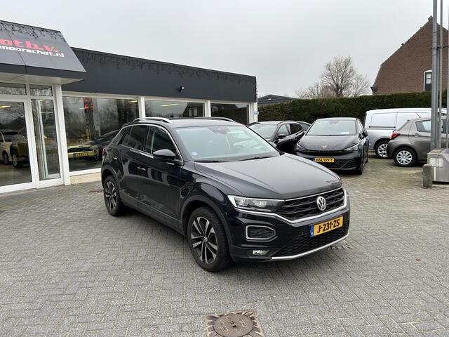 Volkswagen T-Roc 1.0 TSI Style Business