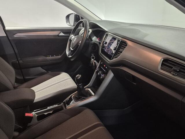 Volkswagen T-Roc 1.0 TSI Style | Navigatie | Climate Control | Parkeersensoren