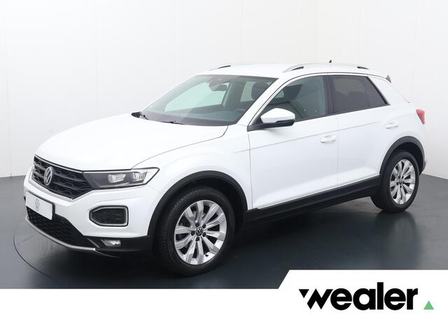 Volkswagen T-Roc 1.5 TSI Sport | 150 PK | Automaat | Trekhaak | Achteruitrijcamera | Adaptive cruise control | Voorstoelen verwarmd |