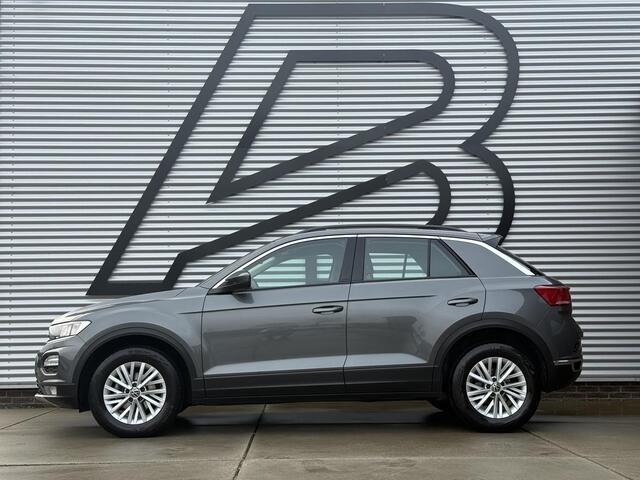 Volkswagen T-Roc 1.5 TSI Style 1e Eigenaar|Navi|Carplay|Trekhaak|PDC V+A|Cruise|N.A.P|150pk|APK tot 06-2027