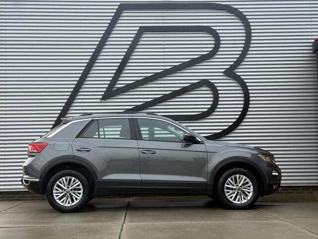 Volkswagen T-Roc 1.5 TSI Style 1e Eigenaar|Navi|Carplay|Trekhaak|PDC V+A|Cruise|N.A.P|150pk|APK tot 06-2027