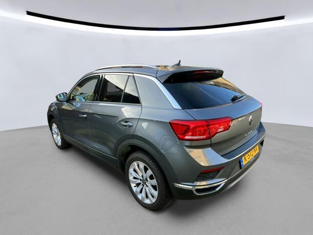Volkswagen T-Roc 1.0 TSI Style Business / CRUISE/ CLIMA/ PARK. SENSOREN/ NAVI/ CAMERA/ 16"LMV