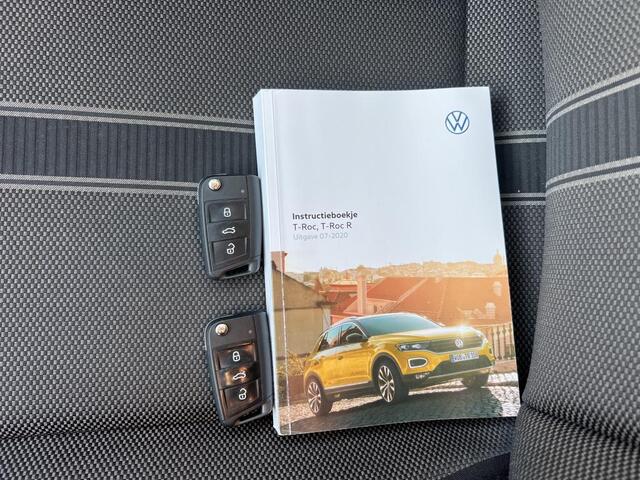 Volkswagen T-Roc 1.0 TSI Style Business / CRUISE/ CLIMA/ PARK. SENSOREN/ NAVI/ CAMERA/ 16"LMV