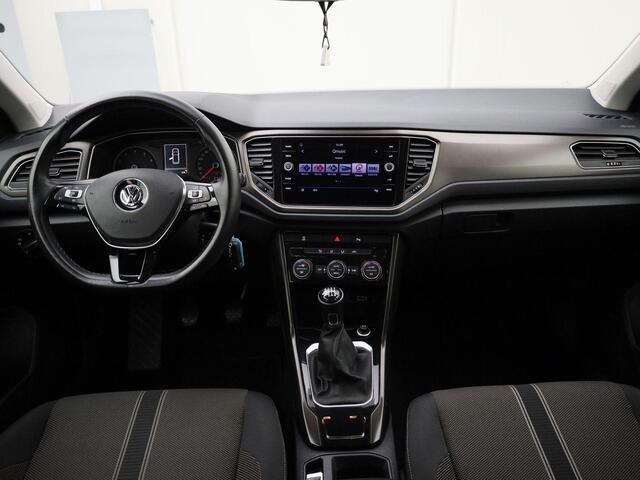 Volkswagen T-Roc 1.0TSI/110PK Style · Navigatie ·Camera + Parkeersensoren · Lane assist