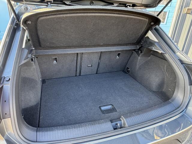 Volkswagen T-Roc 1.5 TSI Sport GRATIS Afleverpakket! | Trekhaak | Adaptive Cruise | Digitale Dashboard