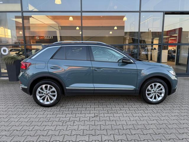 Volkswagen T-Roc 1.5 TSI R-Line Business+ *ACC & Matrix Led*