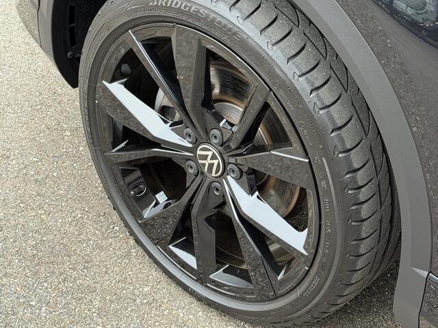 Volkswagen T-Roc 1.5 TSI 150pk DSG R-Line | Black Style | Camera | Keyless | Elek. Achterklep | Dode hoek | Rijklaar incl. 1 jaar Bovag garantie