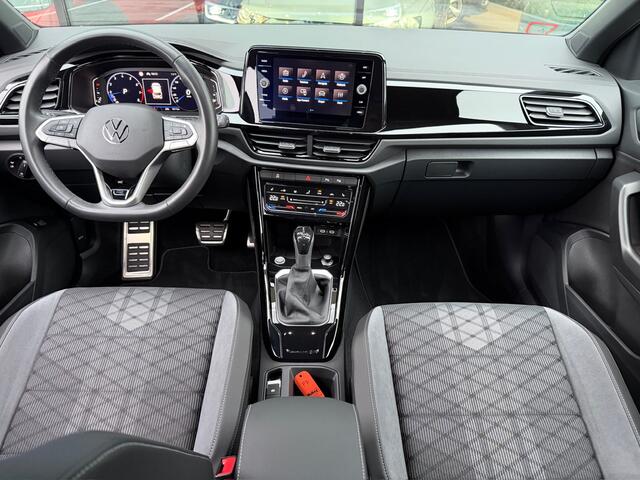 Volkswagen T-Roc 1.5 TSI 150pk DSG R-Line | Black Style | Camera | Keyless | Elek. Achterklep | Dode hoek | Rijklaar incl. 1 jaar Bovag garantie