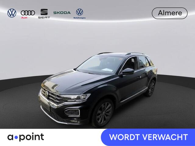 Volkswagen T-Roc 1.5 TSI Sport 150 PK DSG | Panorama dak | Navigatie | Elektrische achterklep | Stoel- en stuurverwarming |