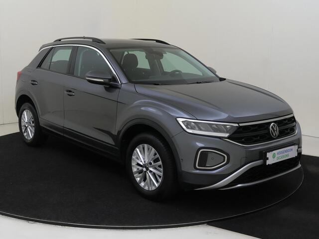 Volkswagen T-Roc 1.0 TSI Life | CarPlay | Adaptieve cruise control | Parkeerassistent | Elektrisch inklapbare buitenspiegels | Airco | Parkeersensoren | Bluetooth |