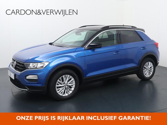 Volkswagen T-Roc 1.5 TSI Sport | 150 PK | Automaat | Multifunctioneel stuurwiel | Parkeersensoren | Cruisecontrol | Trekhaak |