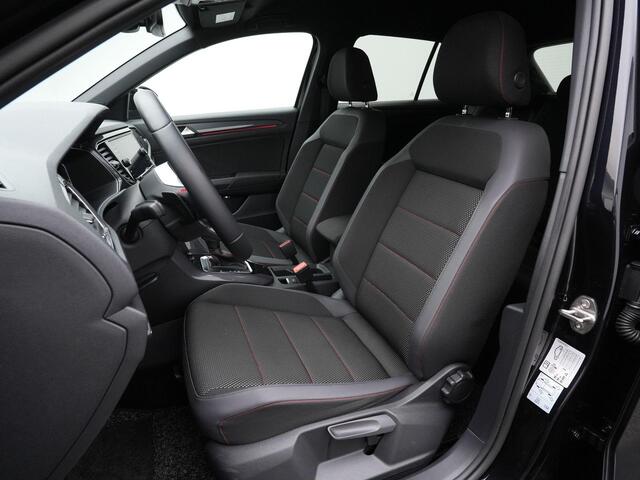 Volkswagen T-Roc 1.5 TSI 150 pk DSG Sport | Achteruitrijcamera | Navigatie | Adaptive Cruise | Digital Cockpit Pro