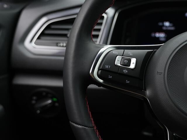 Volkswagen T-Roc 1.5 TSI 150 pk DSG Sport | Achteruitrijcamera | Navigatie | Adaptive Cruise | Digital Cockpit Pro