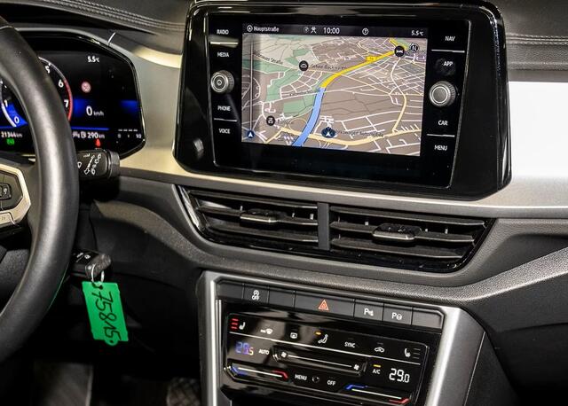 Volkswagen T-Roc 1.5 TSI ** LED, VIRTUAL, CLIMA, ACC, APPLE, SPIEGEL-PACK, 18-inch LMV ** 1e EIG - UNFALLFREI ** ** INFORMEER OOK NAAR ONZE AANTREKKELIJKE FINANCIAL-LEASE TARIEVEN **