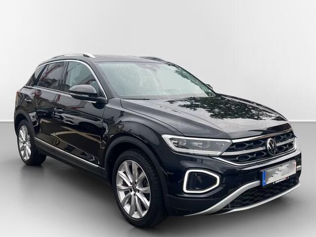 Volkswagen T-Roc 1.5 TSI ** IQ-LED, VIRTUAL, CLIMA, ACC, CAMERA,, DODE HOEK, 18-inch LMV ** 1e EIG - UNFALLFREI ** ** INFORMEER OOK NAAR ONZE AANTREKKELIJKE FINANCIAL-LEASE TARIEVEN **