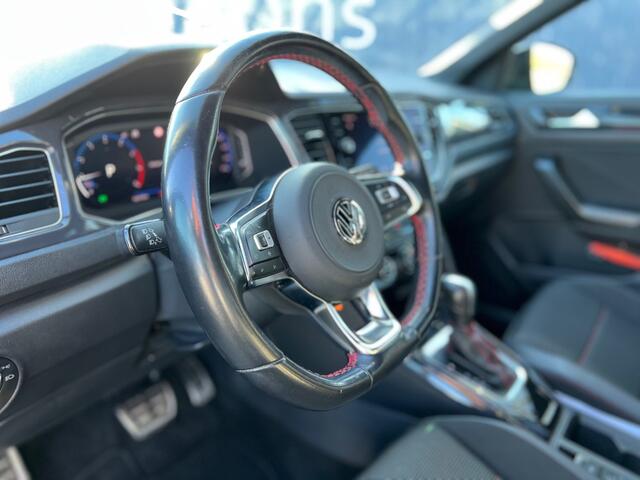 Volkswagen T-Roc 1.5 TSI 150pk DSG Sport Navigatie LED