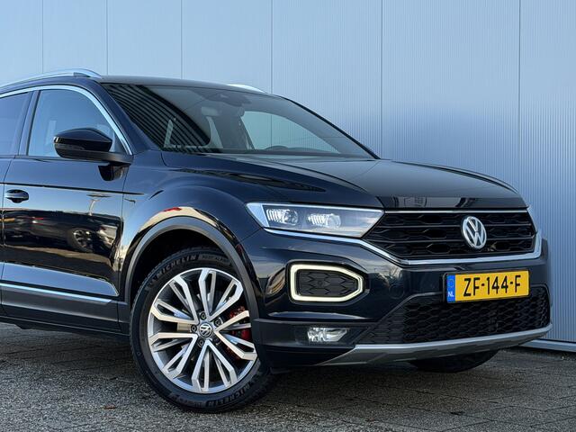 Volkswagen T-Roc 1.5 TSI Sport Trekhaak/Apple Carplay/Automaat.