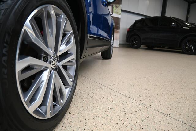 Volkswagen T-Roc 1.5 TSI 150pk Sport | LED | Elek. klep | Two-tone | Trekhaak |