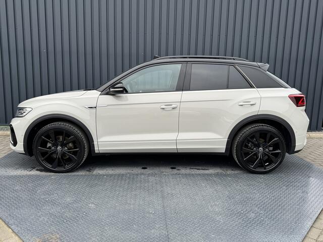 Volkswagen T-Roc 1.5 TSI R-Line Business | Trekhaak afnb. | Panodak | Keyless | Side Assist | Elk. A-klep | IQ Light | Prijs Rijklaar!!