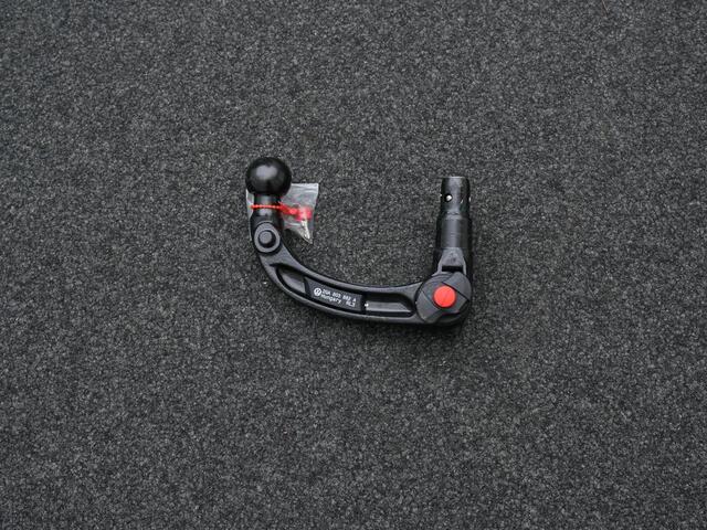 Volkswagen T-Roc 1.5 TSI 150 pk DSG R-Line | Trekhaak | Achteruitrijcamera | Stoelverwarming | Massage | Alcantara | Navigatie