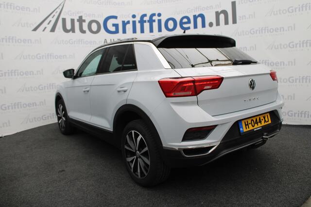 Volkswagen T-Roc 1.5 TSI Sport met licht tikje in de motor