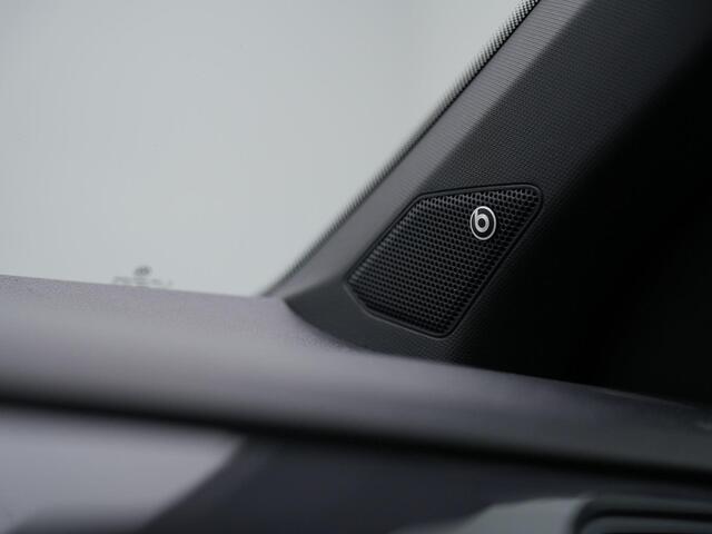 Volkswagen T-Roc 1.5 TSI 150 pk DSG Sport Business R / R-Line | Panoramadak | Beats | Stoelverwarming | Adaptive Cruise